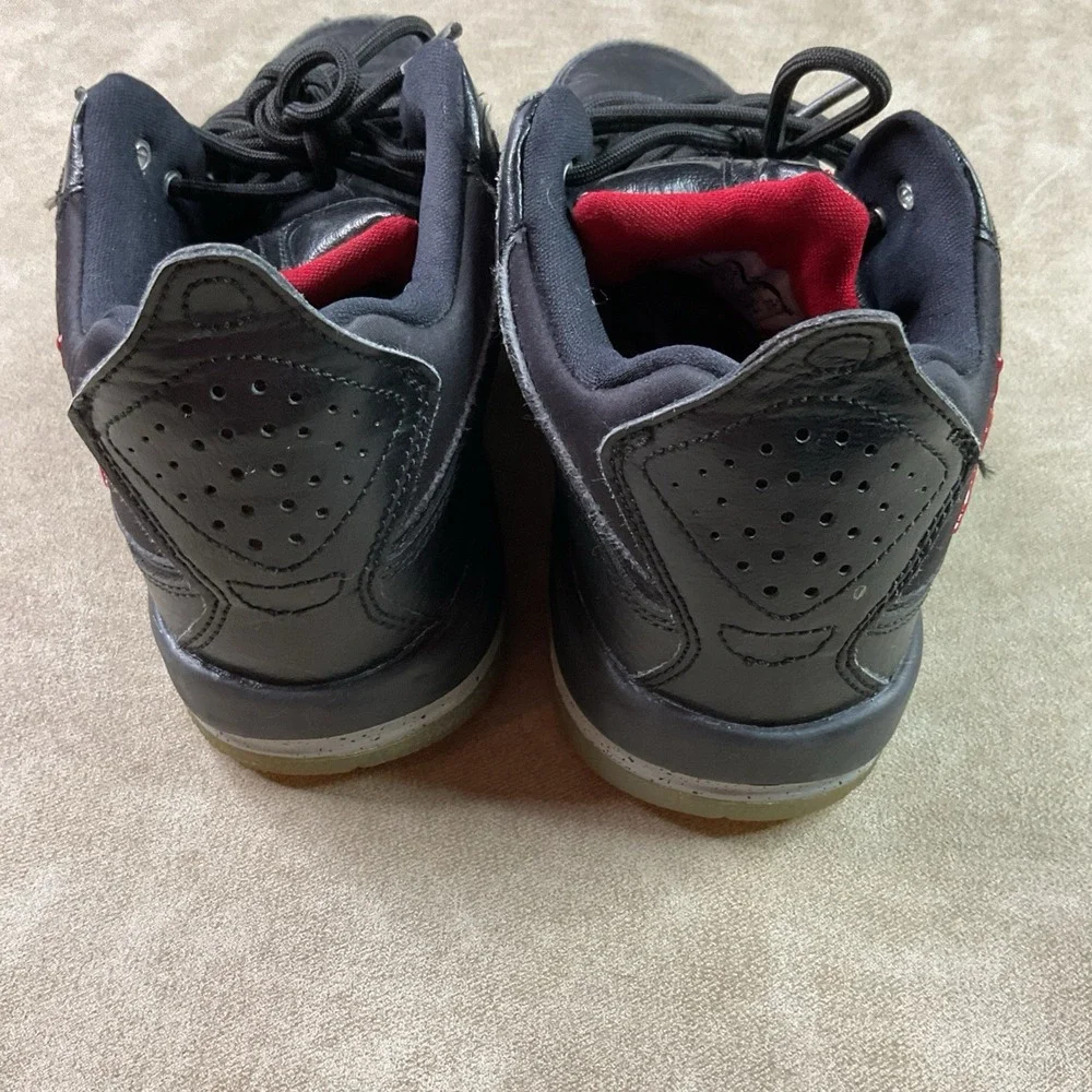 Nike Jordan Courtside 23 GS Sz 6.5Y Black/Gym Red Particle Grey AR1002-023